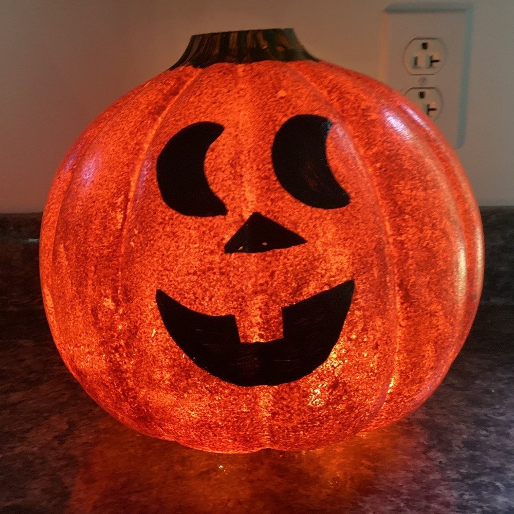 “GLASS” Light-Up Halloween Pumpkin/Jack O’ Lantern